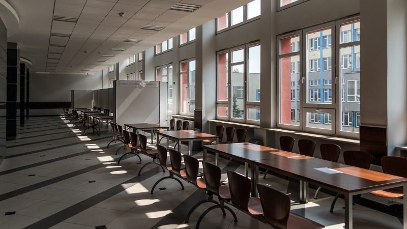 the-university-2795210_1920.jpg